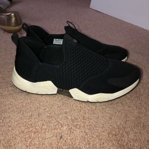 Aldo slip on sneakers